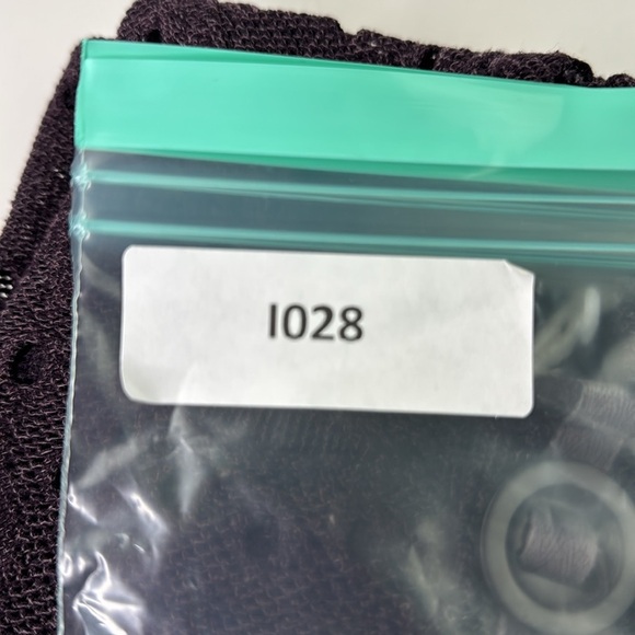 Merric purple button down hooded crochet vest - Picture 10 of 10